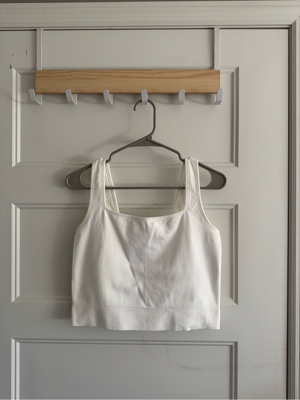 all in motion White Square-Neck Cropped Tank